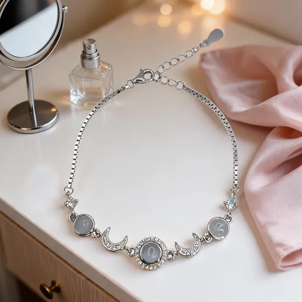 Lunar_Glow_Moonstone_Effect_Bracelet