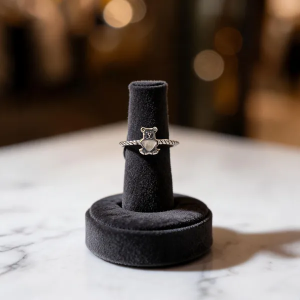 Whimsical_Teddy_Bear_Twisted_Ring