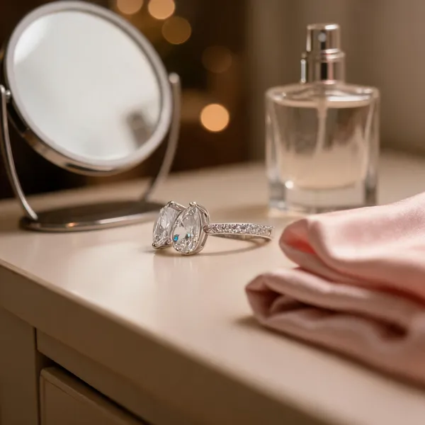 Toi_Et_Moi_Pear_Zirconia_Ring