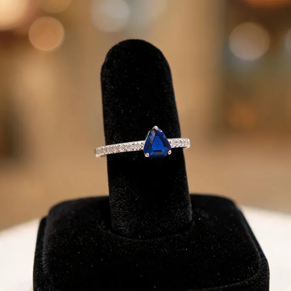 Trillion_Sapphire_Hue_Cz_Ring