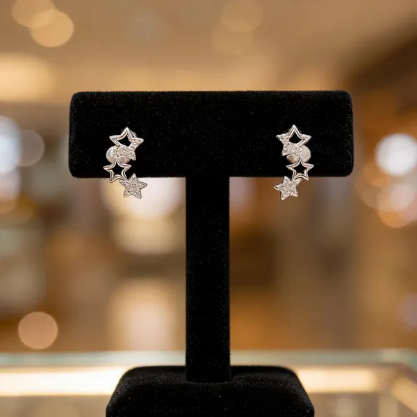 Celestial_Star_Triolet_Stud_Earrings