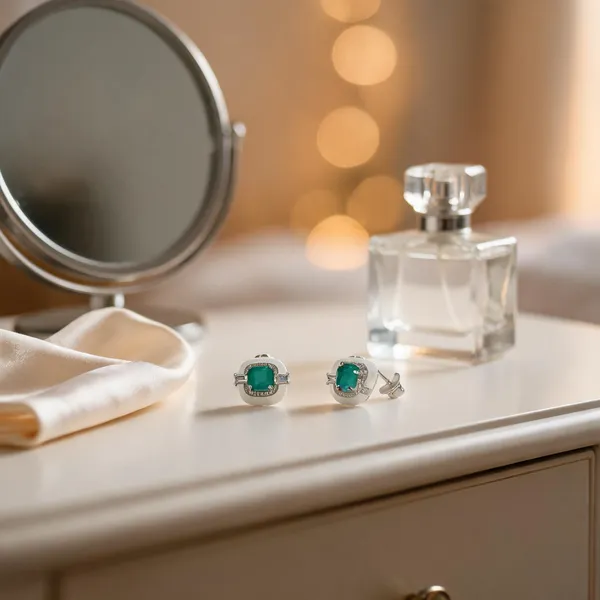 Emerald_Hue_Enamel_Studs_Blue