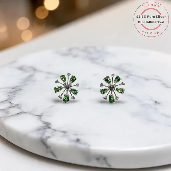 Starburst_Cluster_Studs_Green