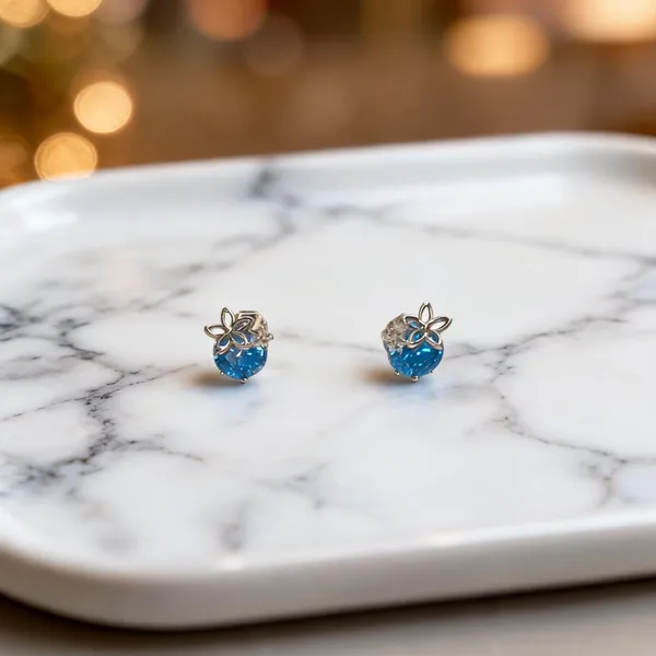 Dainty_Floral_Stud_Earrings_Clear