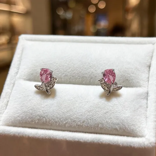 Delicate_Pink_Tulip_Stud_Earrings_White