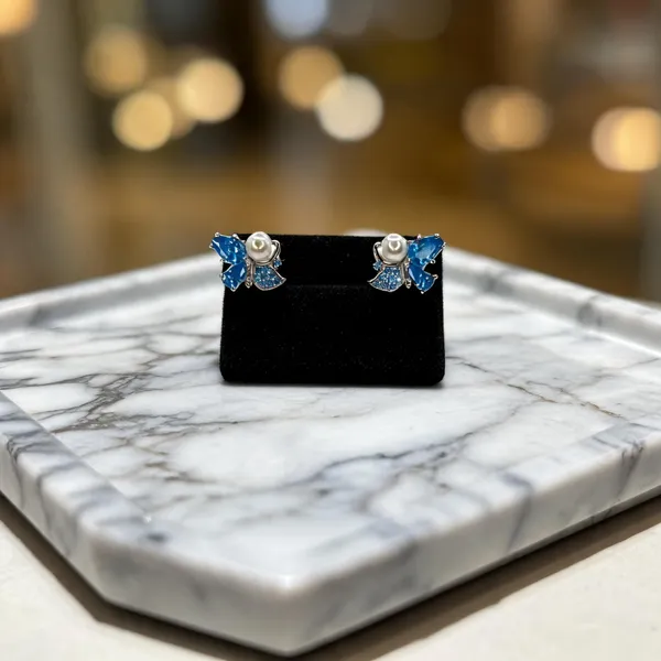 Angel_Pearl_And_Cz_Earrings_Blue