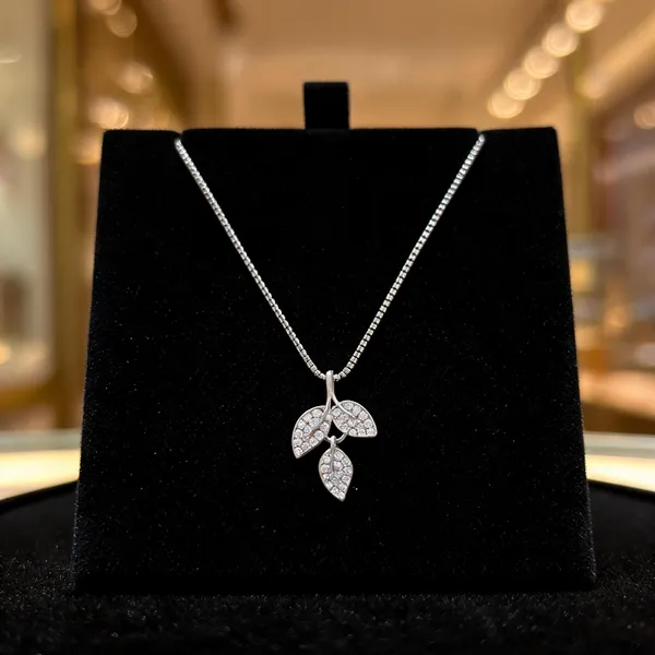 Triple_Pave_Leaf_Motif_Silver_Pendant