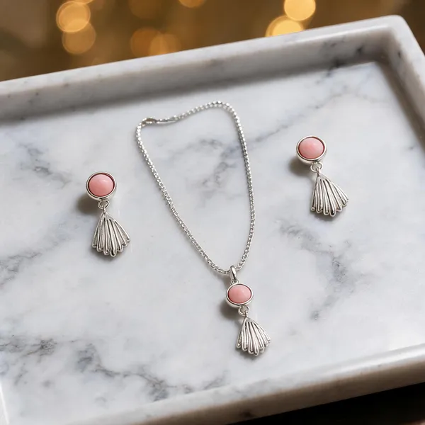 Queen_Conch_Shell_Silver_Necklace_With_Earrings