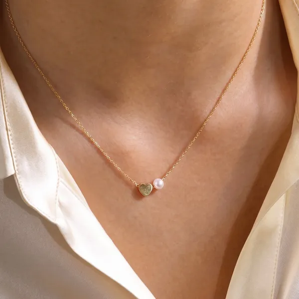 Viktoria__Pendant__gold_Stainless_steel