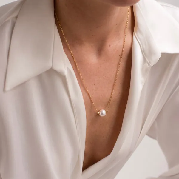 Kath__Pendant__gold_Stainless_steel