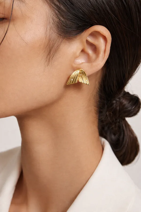 Aster__Earrings_gold_Stainless_steel