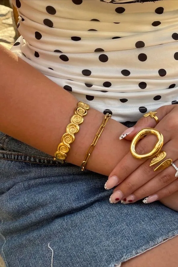 Inez__Bracelet__gold_Stainless_steel