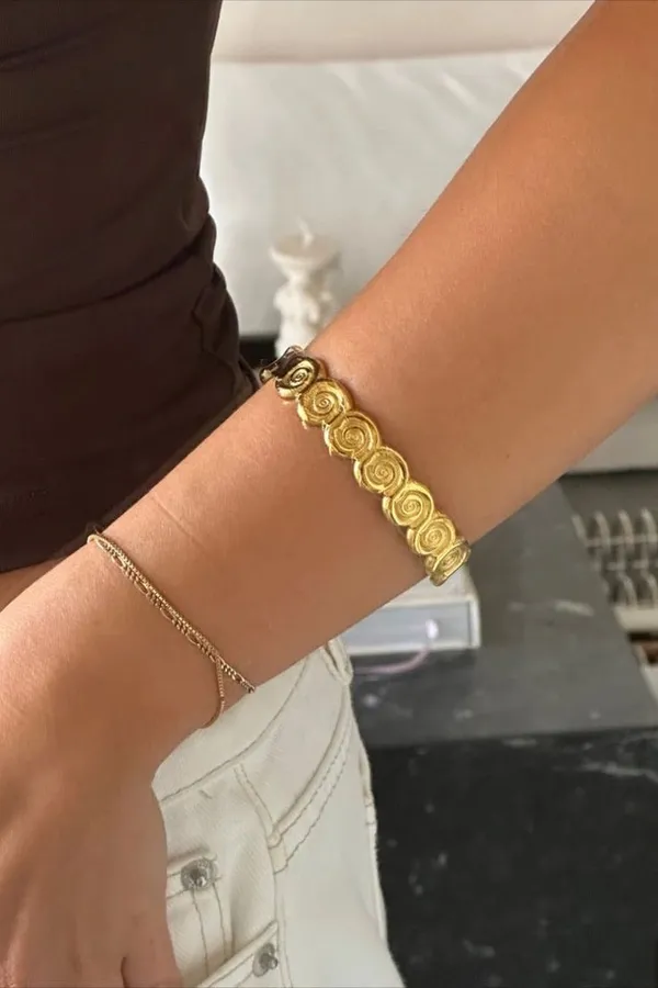 Inez__Bracelet__gold_Stainless_steel