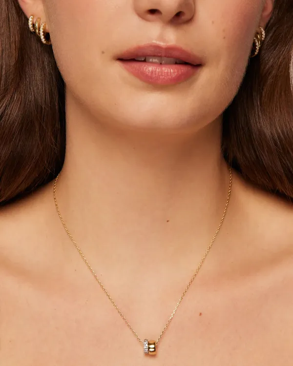 Nizna__Pendant__gold_Stainless_steel