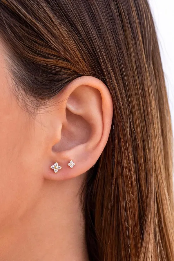 Lyl__Earrings_gold_Stainless_steel
