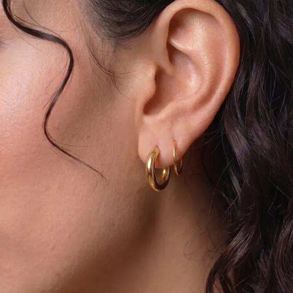 Kiro__Earrings_gold_Stainless_steel