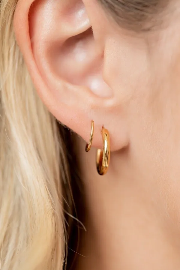 Kiro__Earrings_gold_Stainless_steel