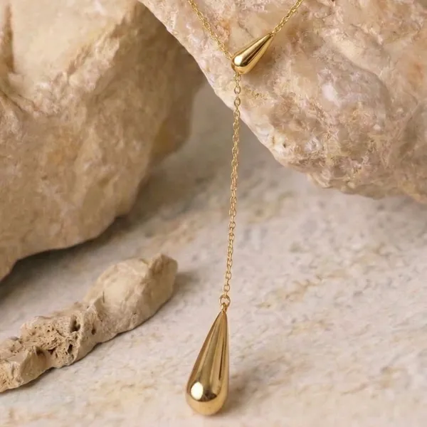 Nez__Pendant__gold_Stainless_steel