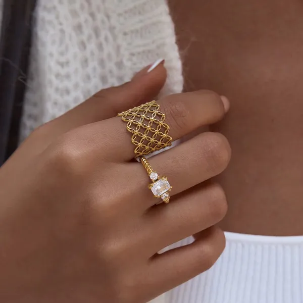 Grid_Ring__Ring_gold_Stainless_steel