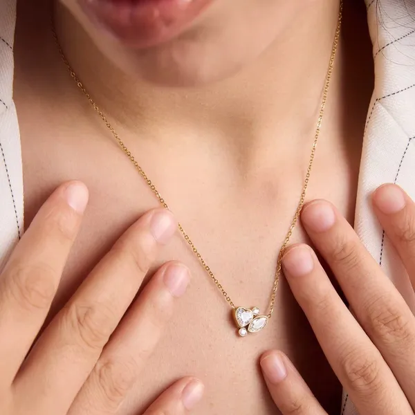 Floral_Heart_Crystal_Necklace__Necklace_gold_Stainless_steel