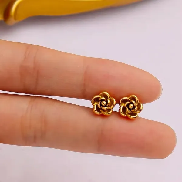 Rosie_Stud_Earrings__Earrings_gold_Stainless_steel