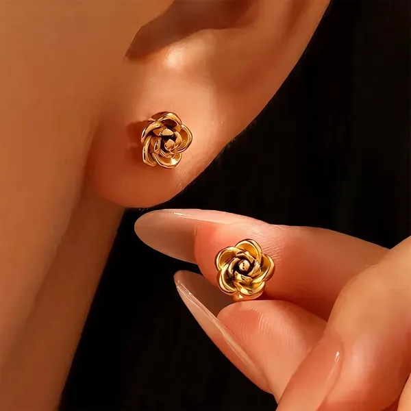 Rosie_Stud_Earrings__Earrings_gold_Stainless_steel