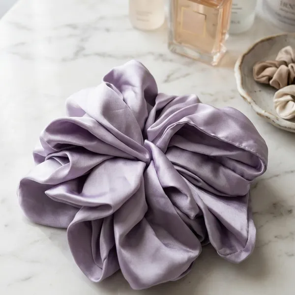 Silk_Jumbo_Scrunchie_Purple_Scrunchie__Purple_silk