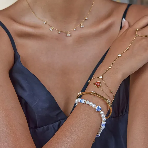 Orlina_Hand_Chain__chain_gold_Stainless_steel