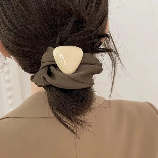 Luna_Scrunchie_Brown_Scrunchie__Brown_silk
