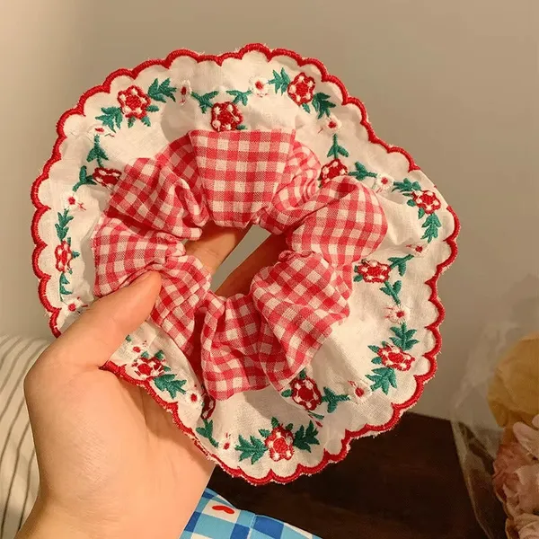 Embroidered_Floral_Scrunchie_Red_Scrunchie__Red_silk