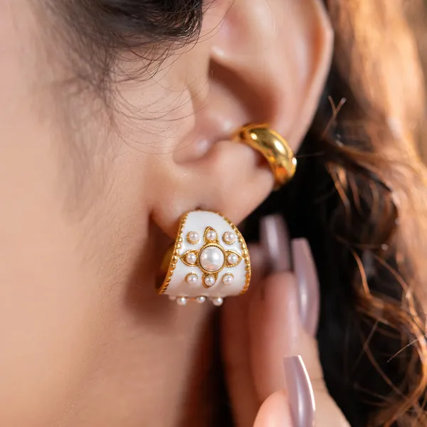 Pearl_Pop_Hoops__Earrings_gold_Stainless_steel