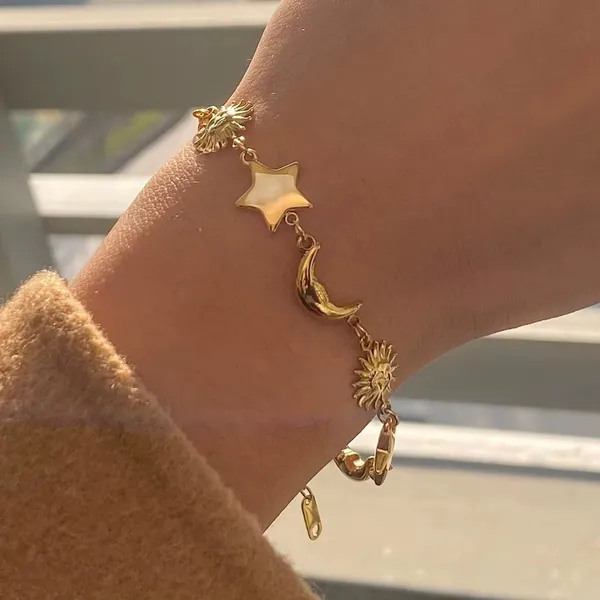 Celestial_Mini_Charm_Bracelet__Bracelet__gold_Stainless_steel