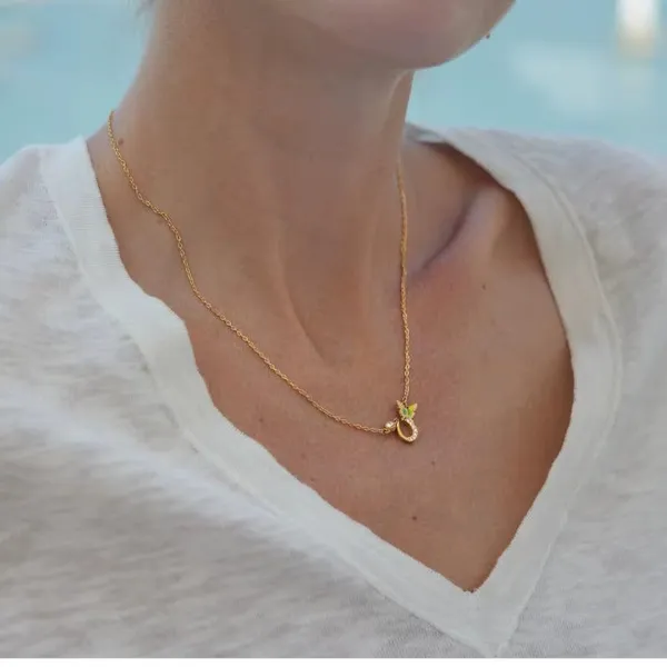 Butterfly_Spark_Necklace__Necklace_white_gold_Stainless_steel