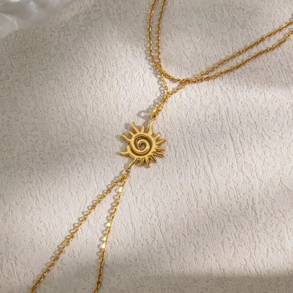 Sun_Charm_Hand_Chain__Bracelet__gold_Stainless_steel