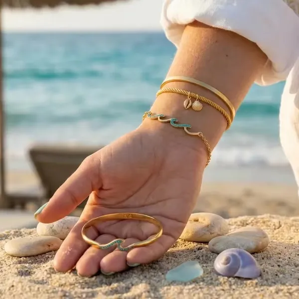 Ocean_Wave_Bracelet__Bracelet__gold_Stainless_steel