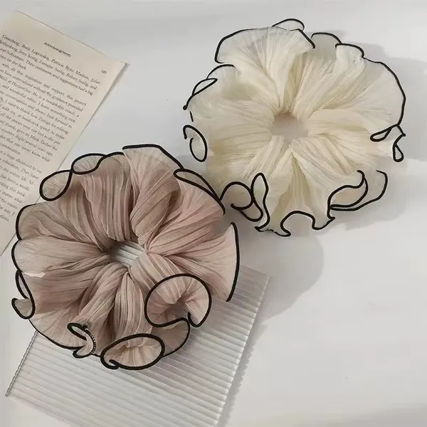 Pleated_Mesh_Scrunchie_White_Scrunchie__White_silk