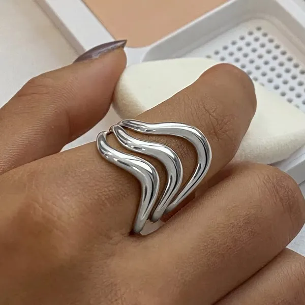 Triple_Wave_Ring__Ring_silver_Stainless_steel