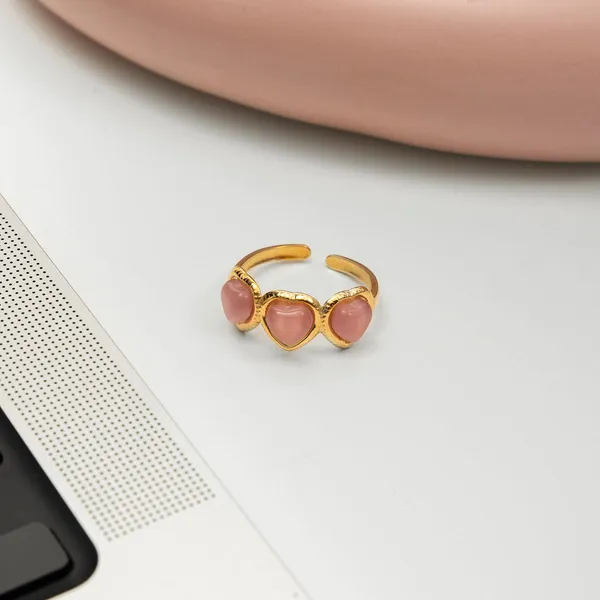 Blushing_Heart_Ring__Ring_gold_Stainless_steel