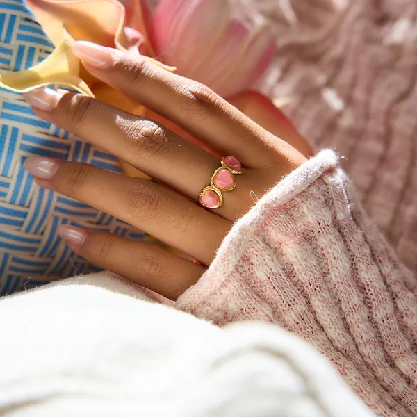 Blushing_Heart_Ring__Ring_gold_Stainless_steel