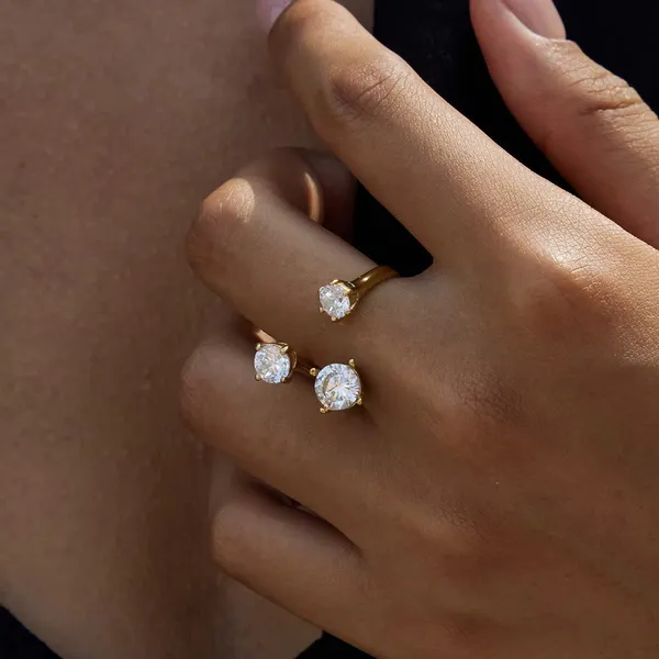 Trio_Zircon_Ring__Ring_silver_Stainless_steel