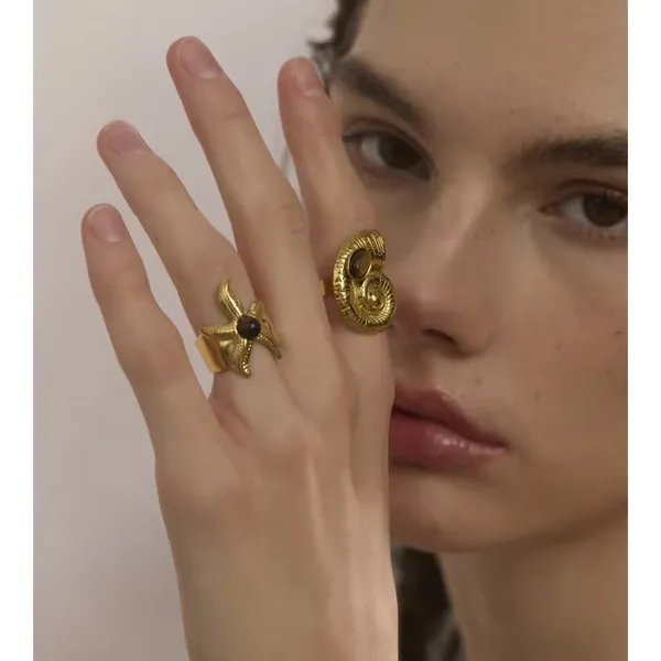 Starfish_Statement_Ring__Ring_gold_Stainless_steel
