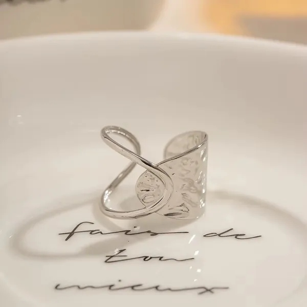 Wave_Ring_Gold_Ring_Gold_Stainless_steel