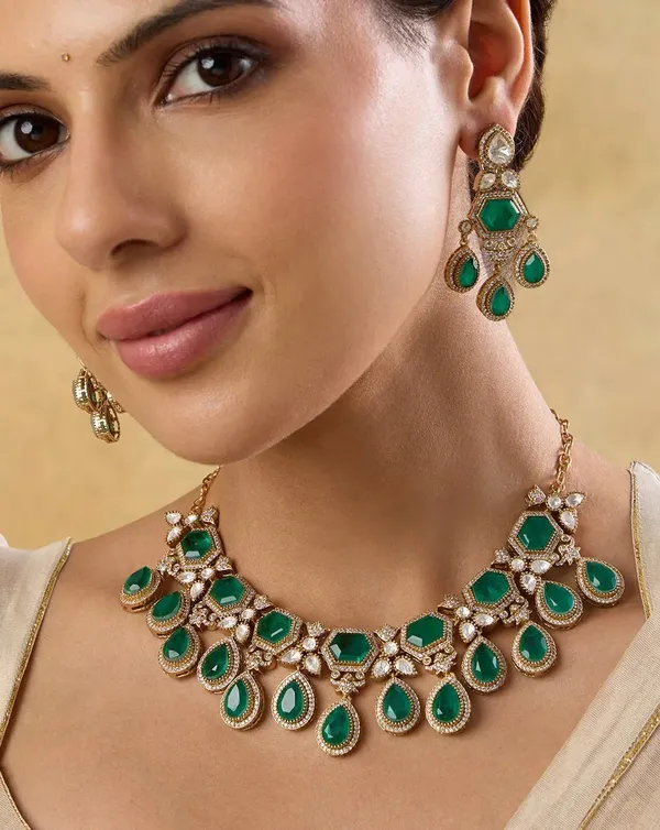 Naaz_Green_Polki_Choker_Necklace_Set__Necklace__gold__Stainless_steel