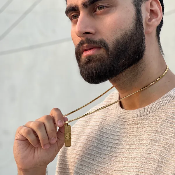 Hanuman_Pendant_With_Dotted_Pattern_Gold_Stainless_Steel_Necklace_Chain_For_Men_24_Inch__Necklace__gold_Stainless_steel