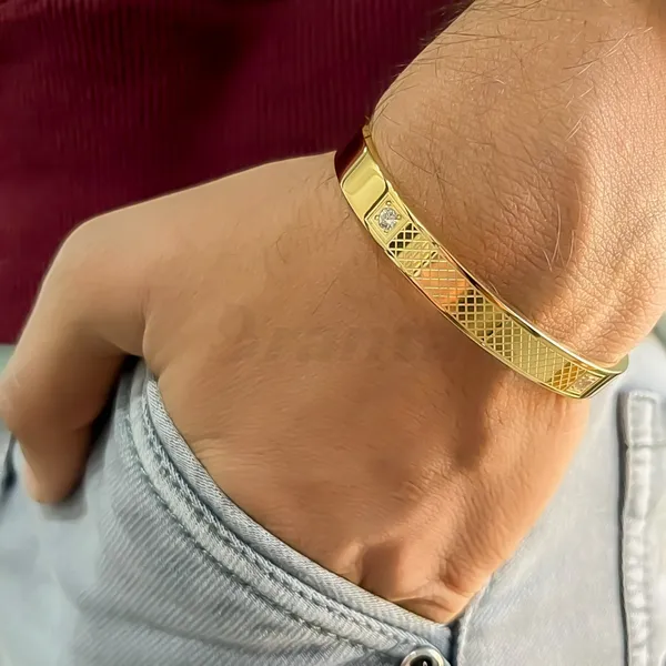 Cross_Lined_Bracelet_For_Men_Gold_Bracelet__Gold_Stainless_steel