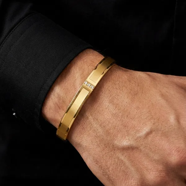 Matte_And_Shiny_Finish_With_Three_Diamond_Gold_Bracelet_For_Men__Bracelet__gold_Stainless_steel