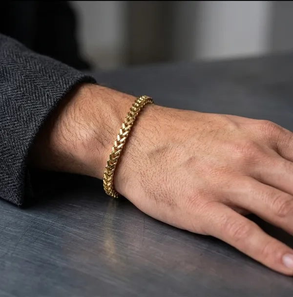 Gold_Plated_Chunky_Link_Stainless_Steel_Bracelet_For_Men_9_Inch__Bracelet__gold_Stainless_steel