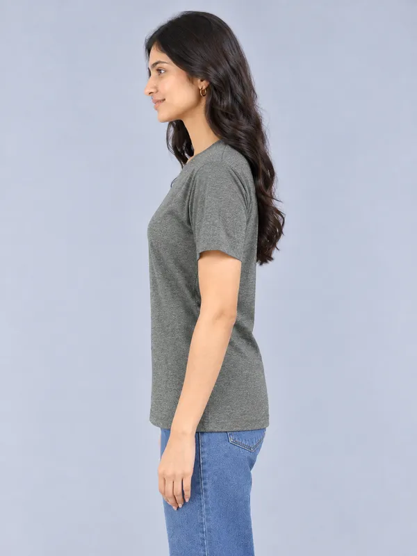 Grey_Regular_Fit_T_Shirt_For_Women