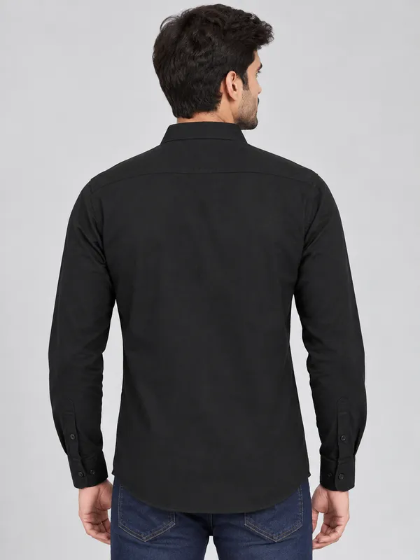 Black_Casual_Shirt_For_Men