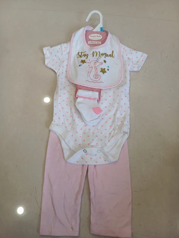 Pink_Printed_4_Piece_Baby_Clothing_Set_for_Girls